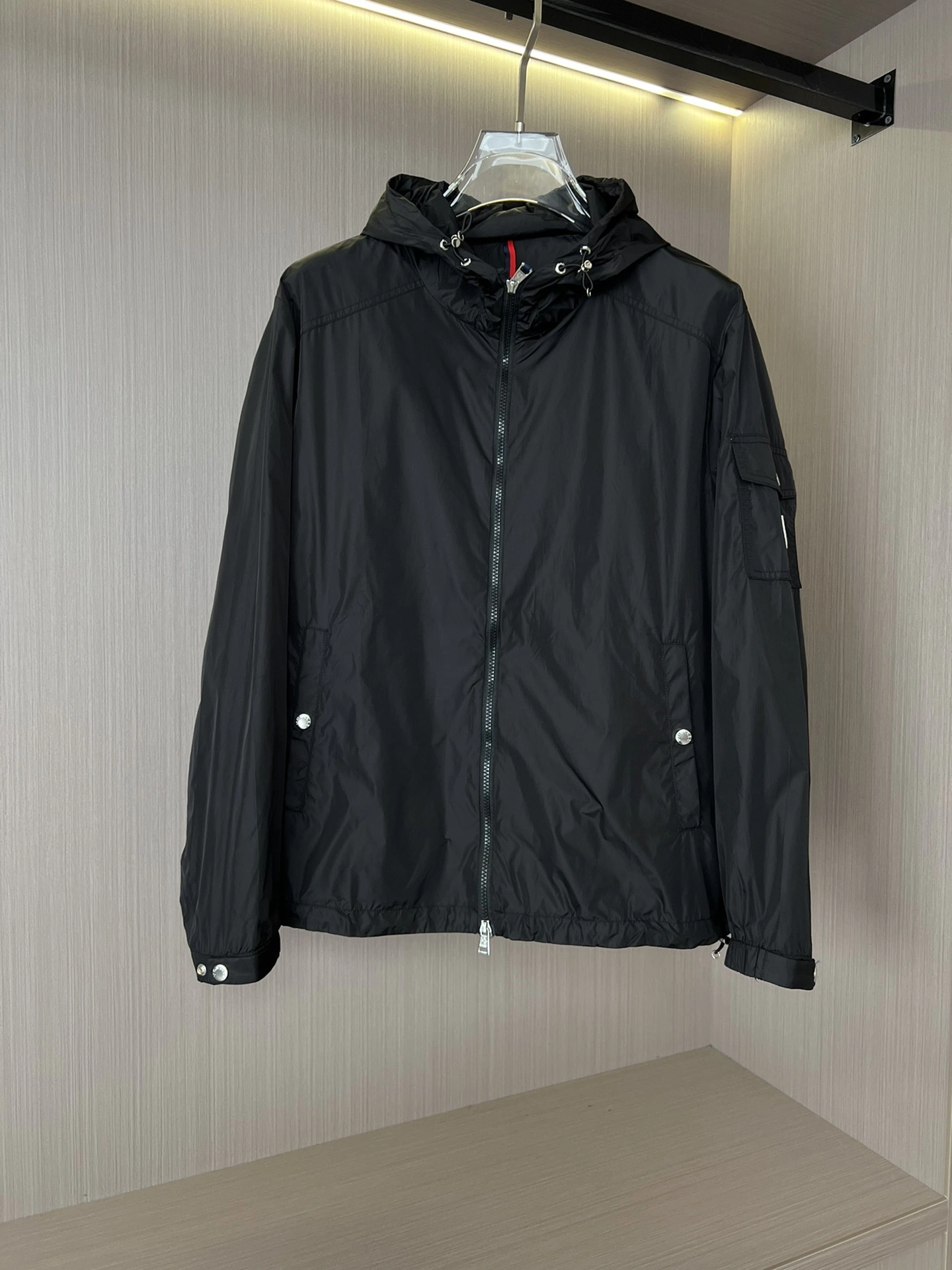 wg.luxury- 7o9385r etiache item:D-F453H3141